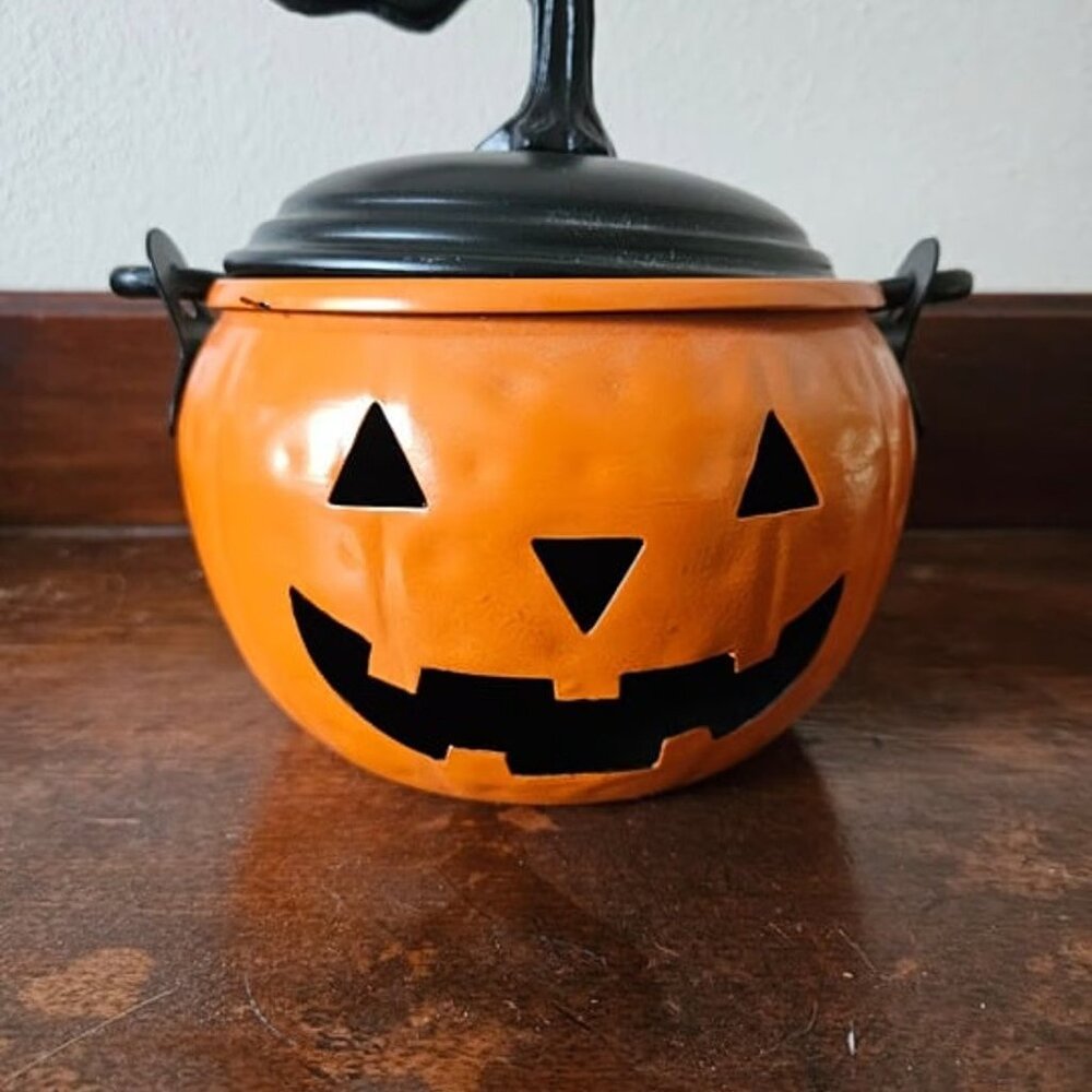 Small Metal Jack-o-lantern Pumpkin Candy Container Bowl